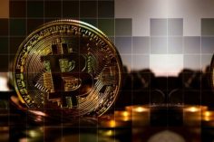 Bitcoin se mantiene por debajo de los 7
