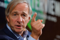 La opinión de Ray Dalio sobre que prefiere: el oro o el BTC