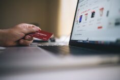 ¿Son seguras las tarjetas de crédito para pagar online?